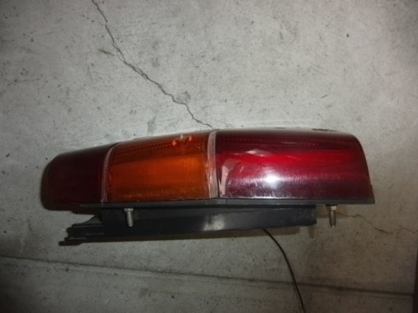 # Lancia delta integrale 8 valve(bulb) tail lamp left used part removing equipped lens light room lamp number lamp number light #