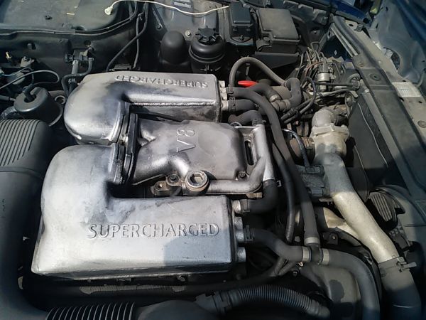 ■ジャガー XJR 4.0 スーパーチャージドV8 スーパーチャージャー 中古 AJ85326 X308 部品取あり ダイムラー デイムラー スーパーV8 JLFB■_画像1