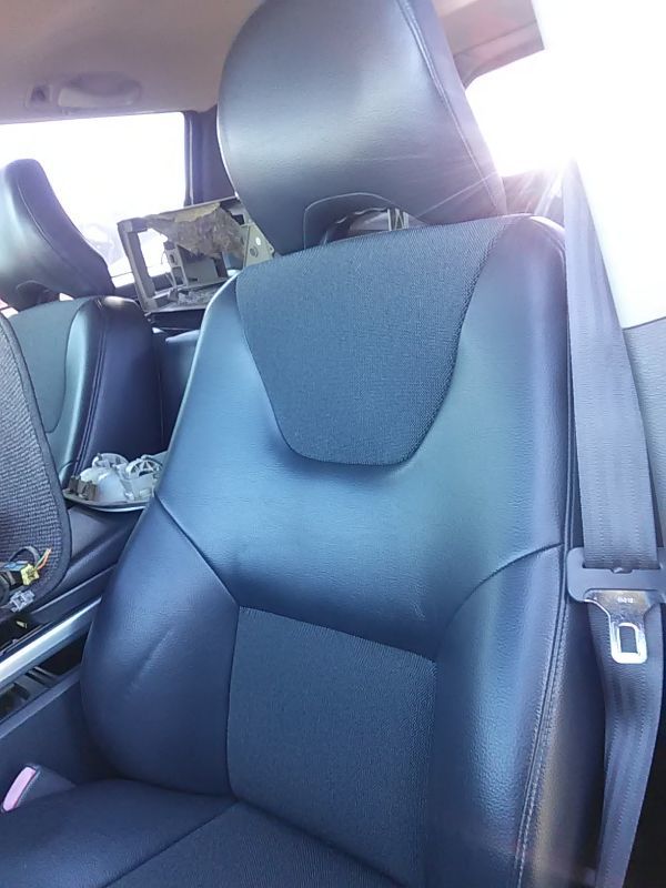 # Volvo XC70 передний левый сиденье б/у 2002 год VOLVO SB5254AWL front seat left#
