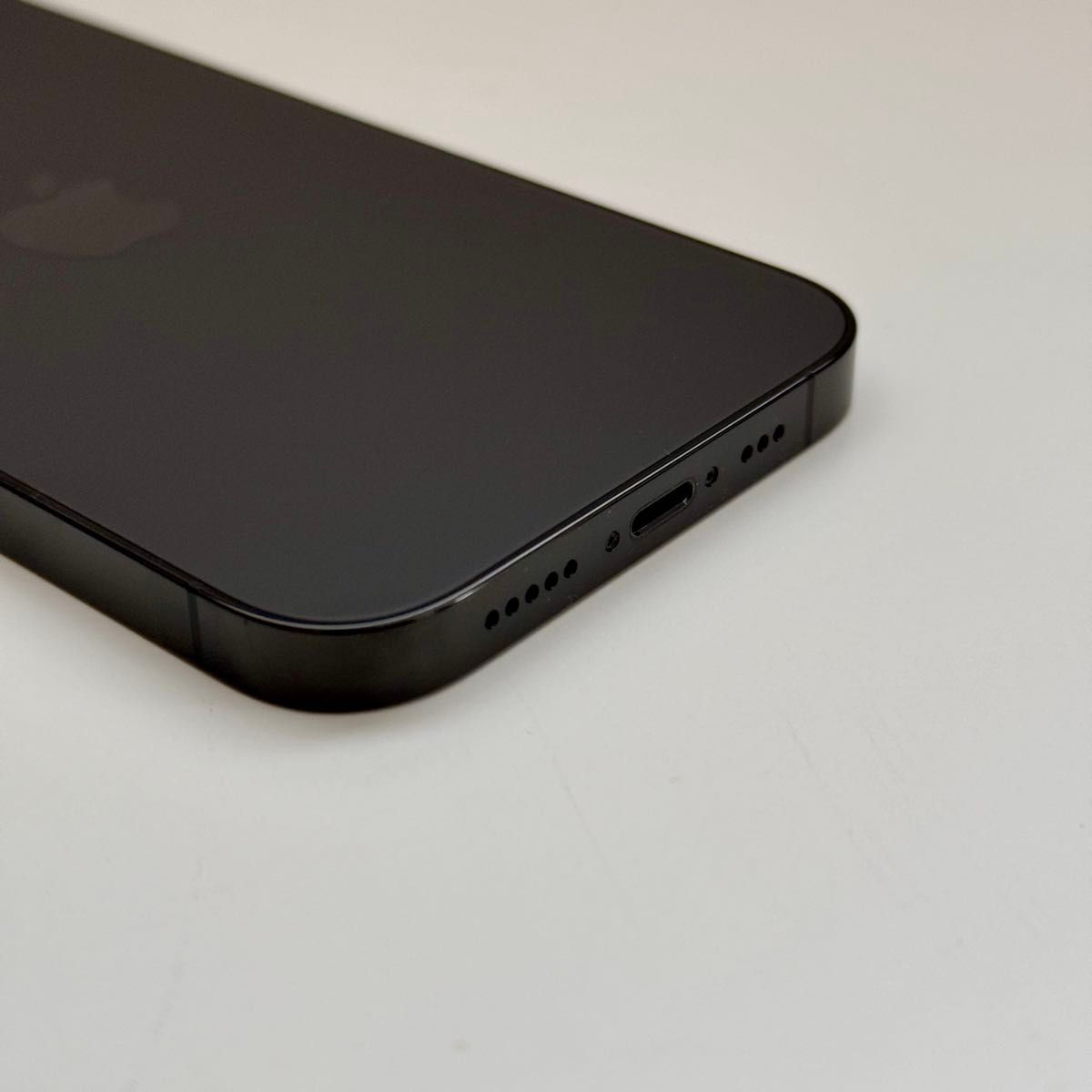 美品】iPhone 14pro スペースブラック SIMフリー 128GB Apple 美品】iPhone 14pro スペースブラック SIMフリー 128GB Apple