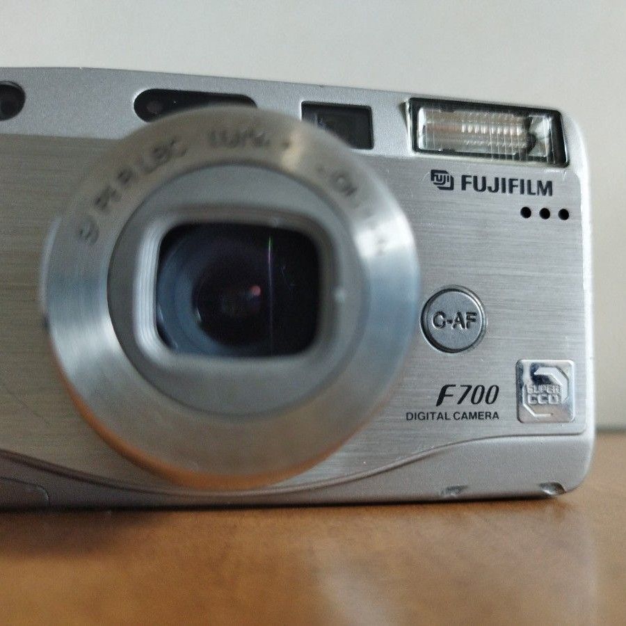 美品】FUJIFILM Finepix F700 付属品あり コンパクトデジタル 美品】FUJIFILM Finepix F700 付属品あり コンパクトデジタル