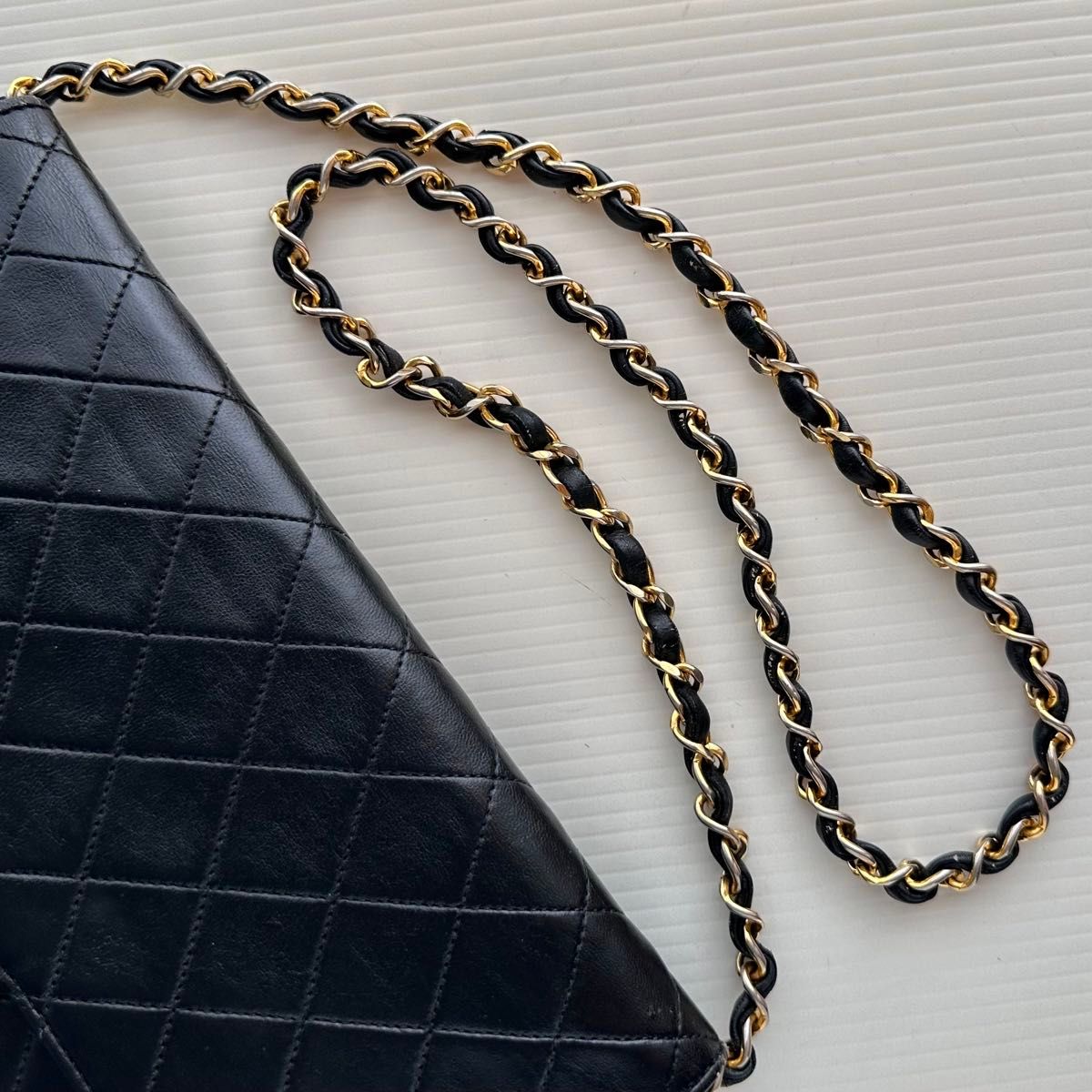 Chanel シャネル チェーン ショルダーバッグ ヴィンテージ 正規 Chanel シャネル チェーン ショルダーバッグ ヴィンテージ 正規