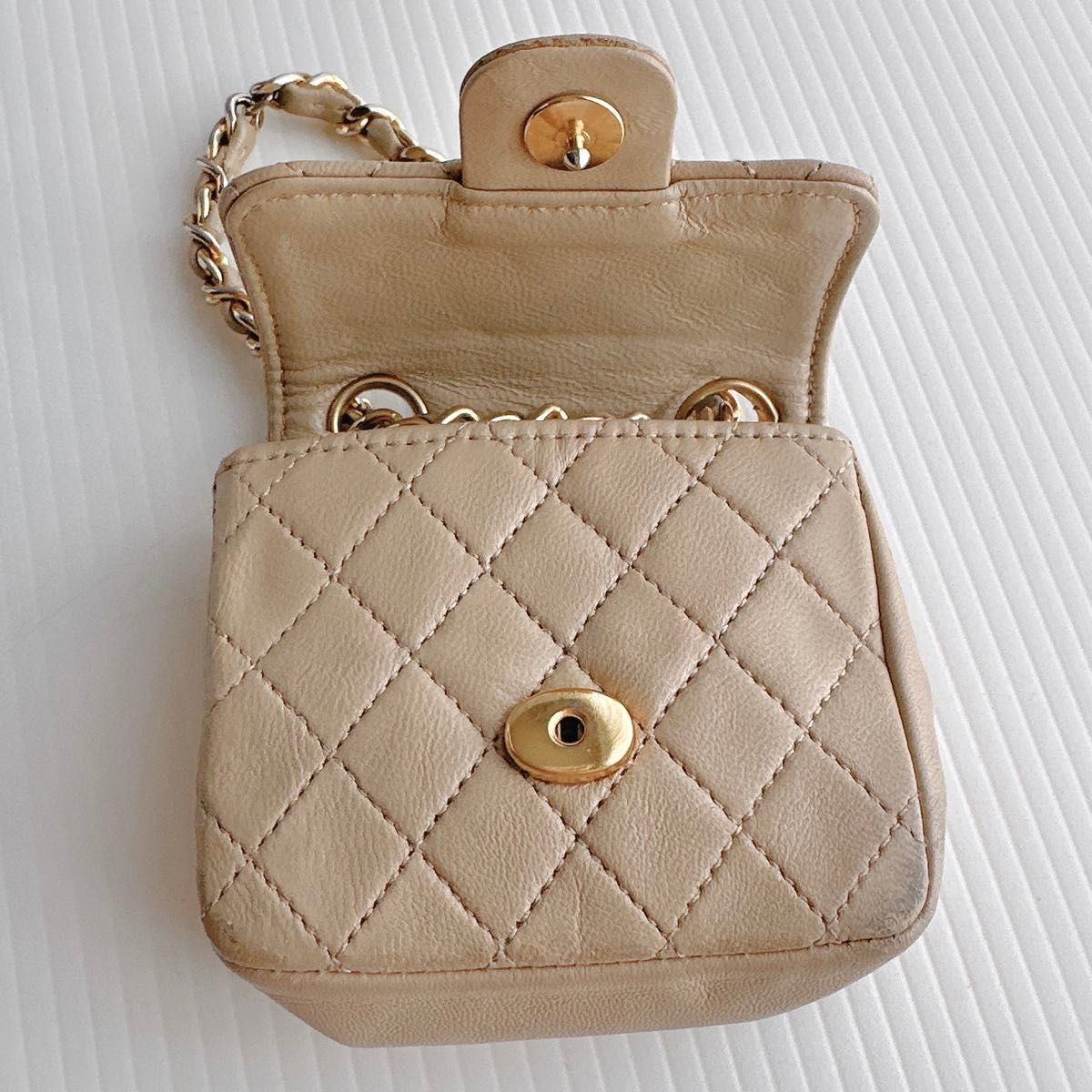 CHANEL シャネル ミニマトラッセ ウエストポーチ ミニボディ CHANEL シャネル ミニマトラッセ ウエストポーチ ミニボディ