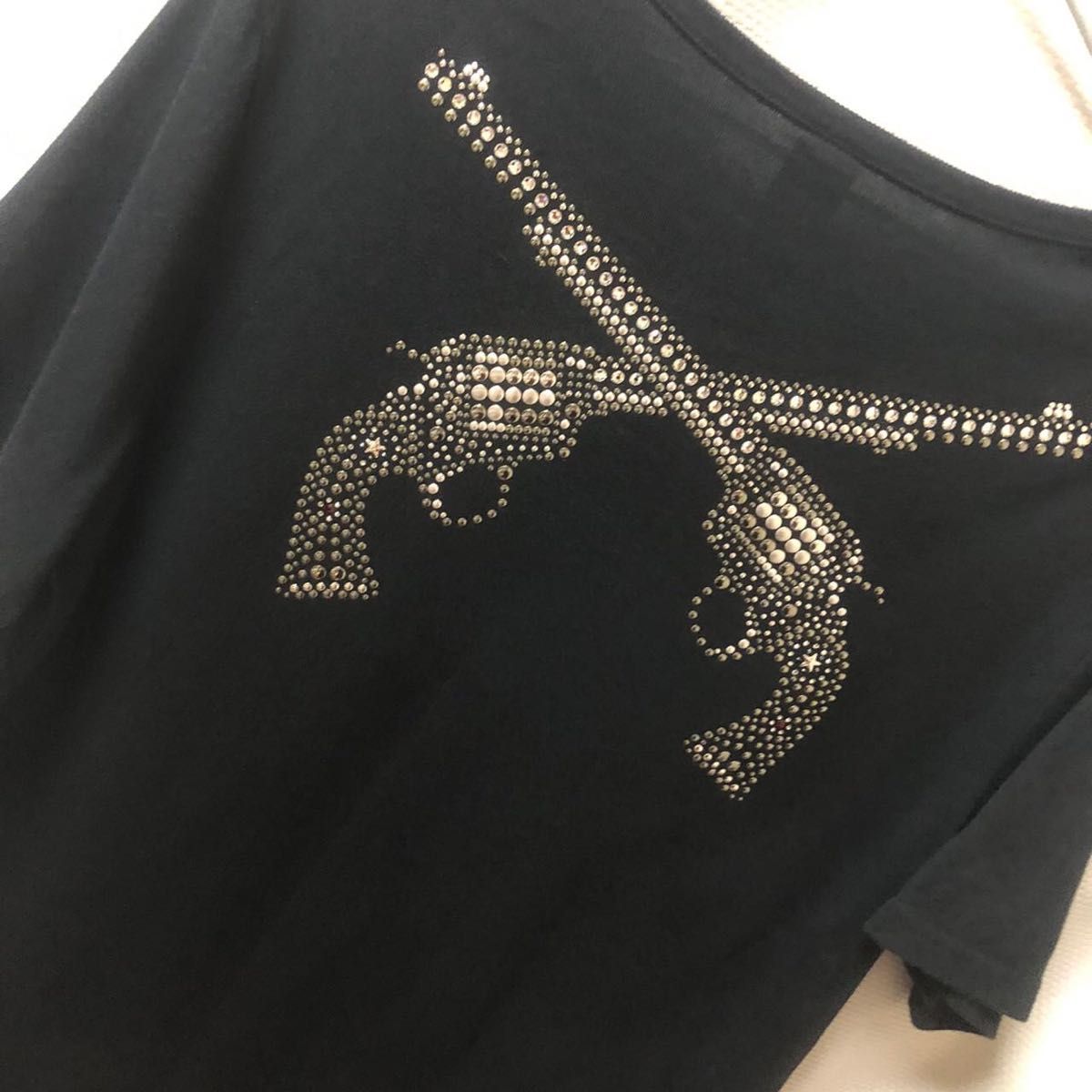 ロアー roar 総スワロフスキー バックピストル Tシャツ 2丁拳銃 ロアー roar 総スワロフスキー バックピストル Tシャツ 2丁拳銃