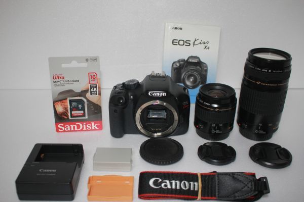 有効画素数1800万画素 キャノン Canon EOS Kiss X4 ダブルレンズセット Canon kiss x4 標準・望遠 ダブル ズーム セット