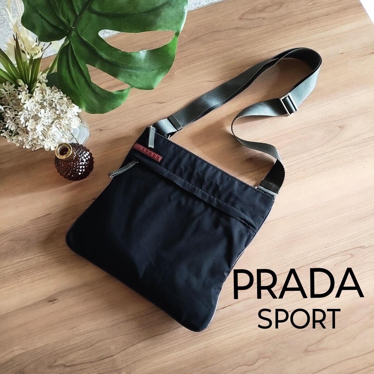 美品 PRADA SPORT プラダスポーツ archive ナイロン 斜め掛け 美品 PRADA SPORT プラダスポーツ archive ナイロン 斜め掛け