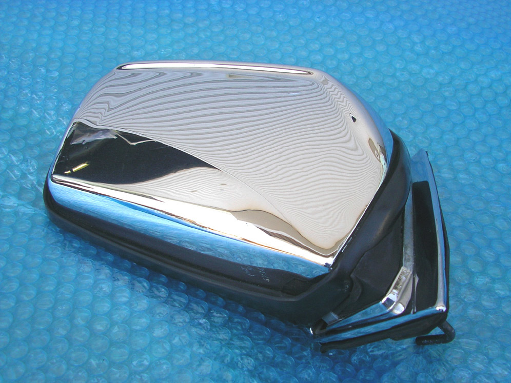 V0709S Mercedes Benz original used 123 door mirror LHD right side (1) W123