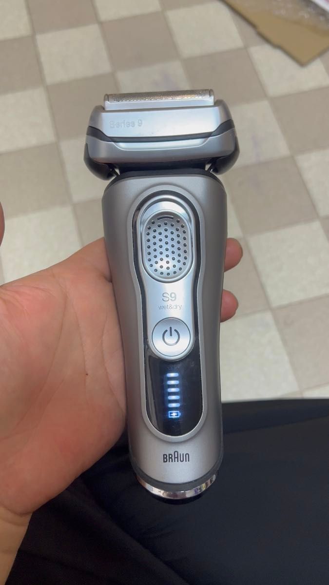 Braun Series 9 電気シェーバー type 5793 (A)(動作品】BRAUN Braun Series 9 電気シェーバー type 5793 (A)(動作品】BRAUN