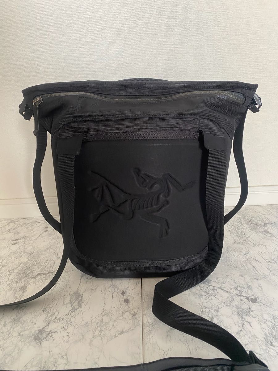 ARC'TERYX ARRO8 アークテリクス アロー8 ブラック ショルダー ARC'TERYX ARRO8 アークテリクス アロー8 ブラック ショルダー