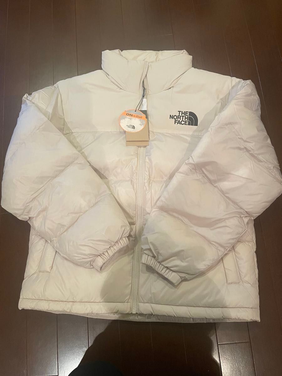 新品 L 25AW ベージュ ノースフェイス ホワイトレーベル NUPTSE 新品 L 25AW ベージュ ノースフェイス ホワイトレーベル NUPTSE