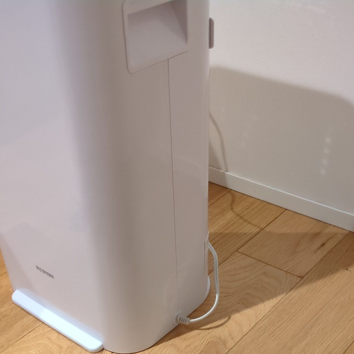 美品】アイリスオーヤマ サーキュレーター衣類乾燥除湿機 IJD 美品】アイリスオーヤマ サーキュレーター衣類乾燥除湿機 IJD