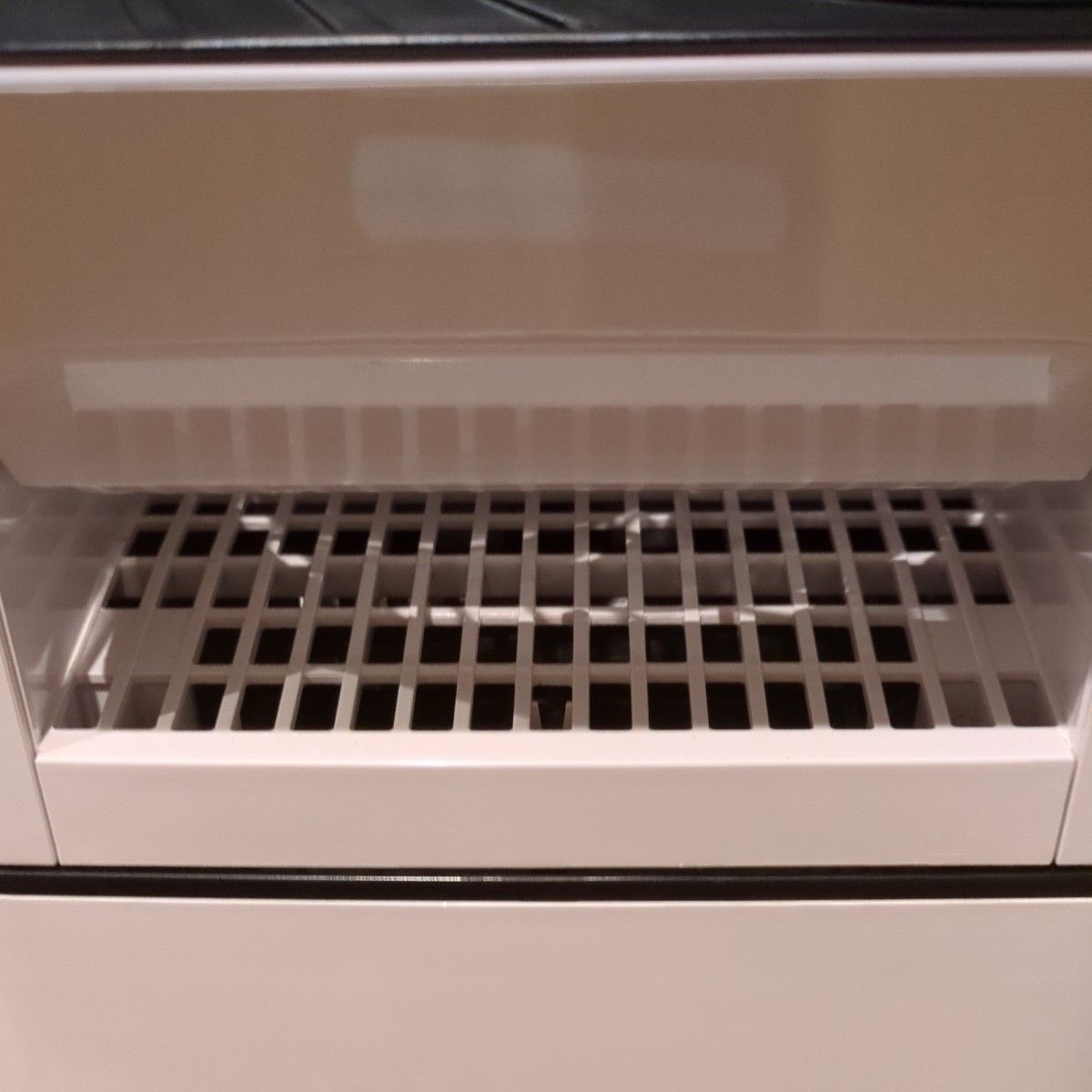 美品】アイリスオーヤマ サーキュレーター衣類乾燥除湿機 IJD 美品】アイリスオーヤマ サーキュレーター衣類乾燥除湿機 IJD
