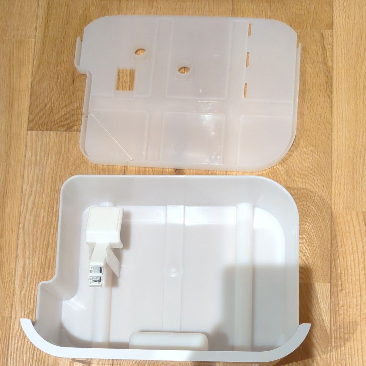 美品】アイリスオーヤマ サーキュレーター衣類乾燥除湿機 IJD 美品】アイリスオーヤマ サーキュレーター衣類乾燥除湿機 IJD