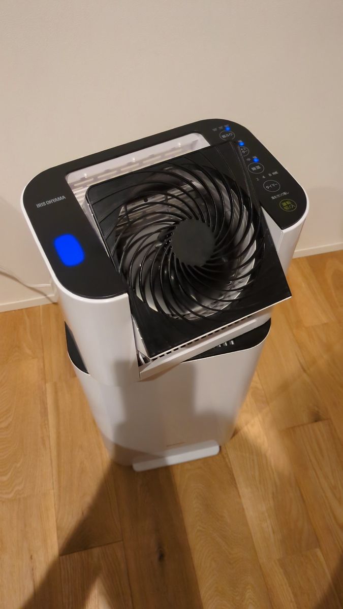 美品】アイリスオーヤマ サーキュレーター衣類乾燥除湿機 IJD 美品】アイリスオーヤマ サーキュレーター衣類乾燥除湿機 IJD