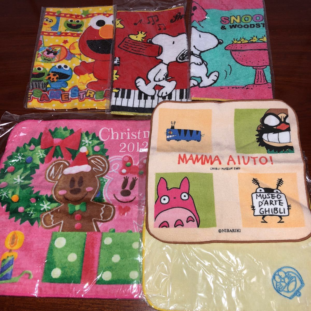  towel handkerchie Mini towel hand towel Disney Snoopy Mitaka. forest Ghibli art gallery Elmo Doraemon 6 pieces set 