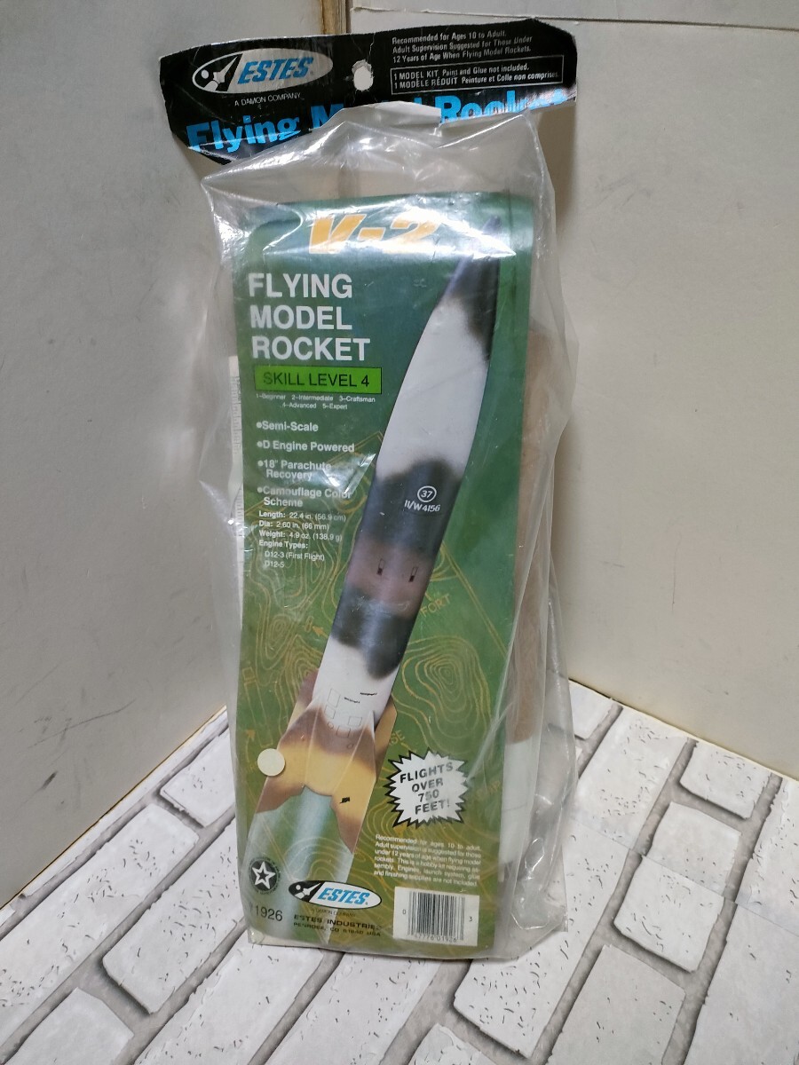 珍品。希少。デッドストックビンテージ！Estes V-2 Flying Model Rocket Kit