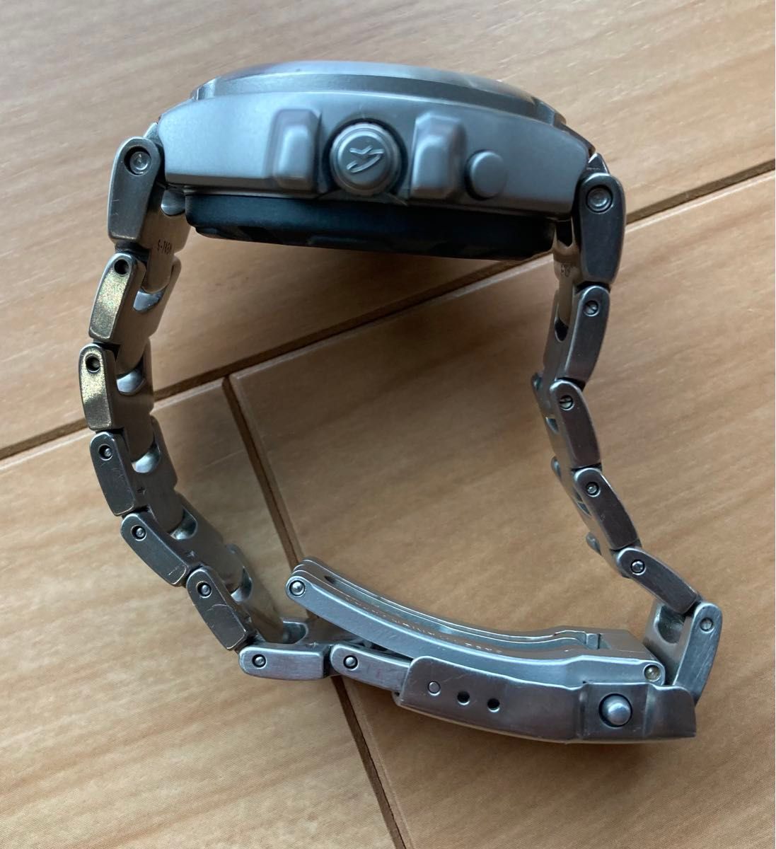 CASIO G-SHOCK MRG-121T チタンモデル 不動部品取り ジャンク CASIO G-SHOCK MRG-121T チタンモデル 不動部品取り ジャンク
