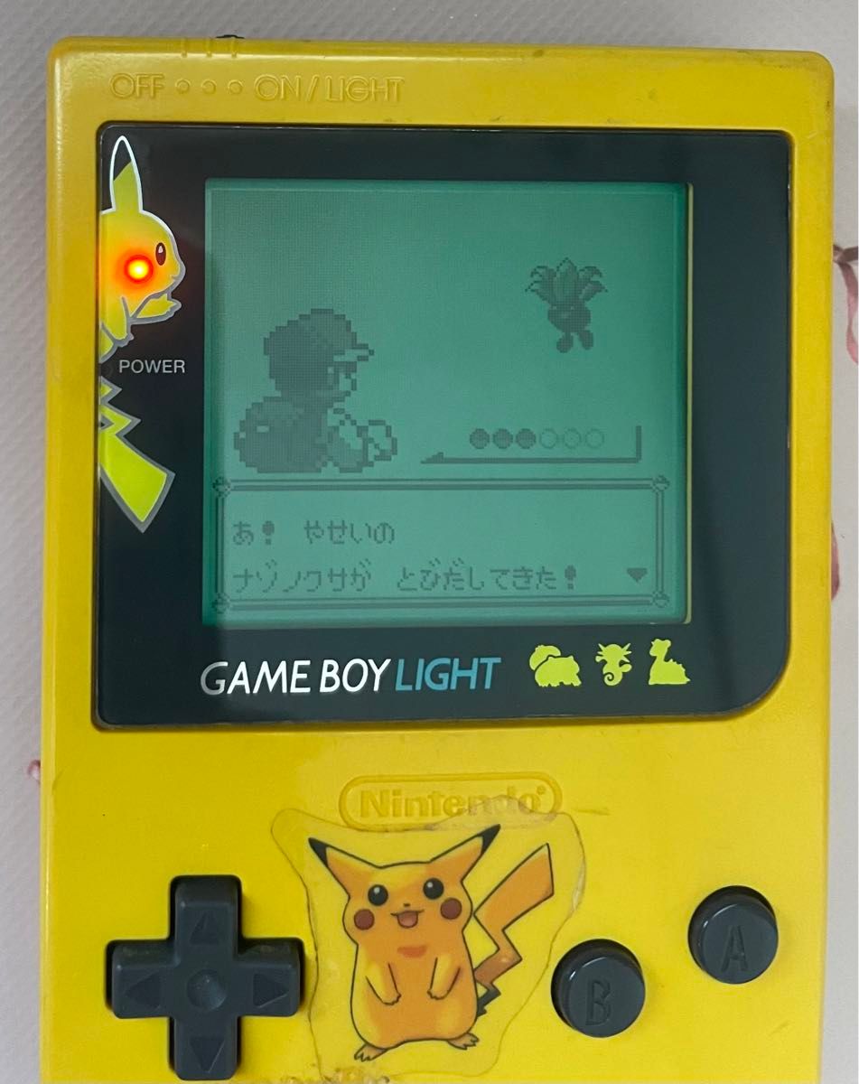 ピカチュウ ゲームボーイ ライト GB 付属のポーチ付き ポケモン ピカチュウ ゲームボーイ ライト GB 付属のポーチ付き ポケモン