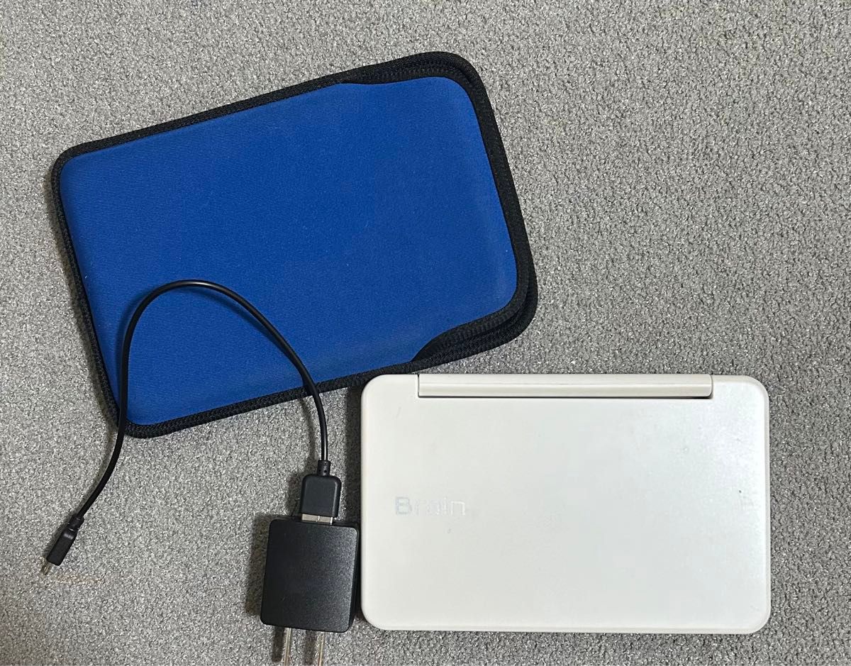 シャープ 電子辞書 BRAIN 高校生モデル PW-H7800 ホワイト Brain シャープ 電子辞書 BRAIN 高校生モデル PW-H7800 ホワイト Brain