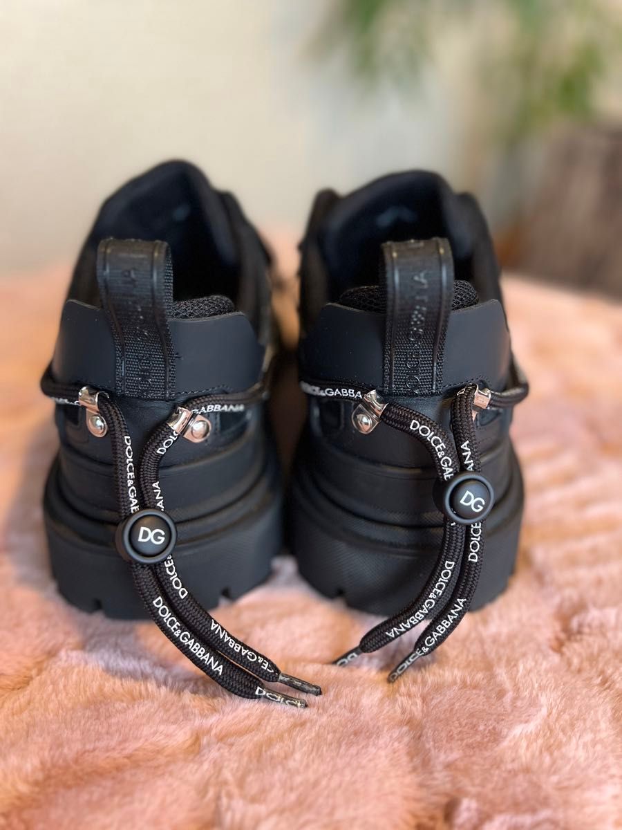 Dolce & Gabbana ロゴストラップロートップスニーカー黒 メンズ Dolce & Gabbana ロゴストラップロートップスニーカー黒 メンズ