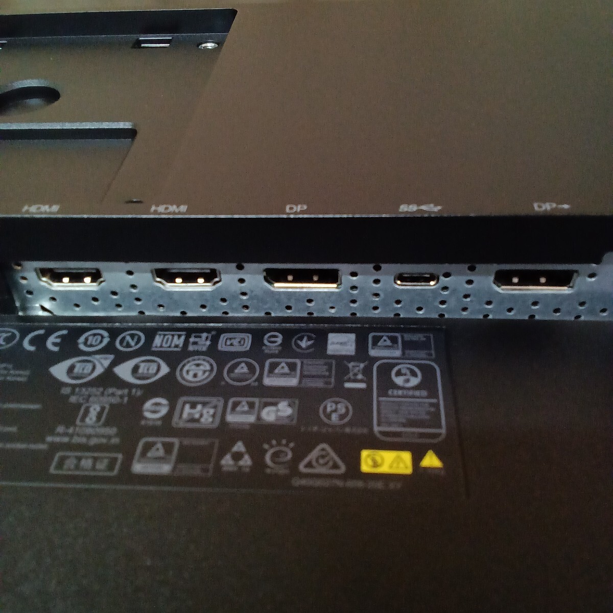 27インチ液晶モニターLenovo P27h-10 2019年製【スタンド無】⑱ 27インチ液晶モニターLenovo P27h-10 2019年製【スタンド無】⑱