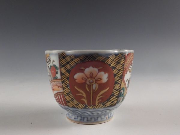 栄 古伊万里 色絵 宝珠 花草文 鉢 向付 4客 8.5cm 江戸期 栄 古伊万里 色絵 宝珠 花草文 鉢 向付 4客 8.5cm 江戸期