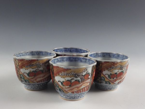 栄 古伊万里 色絵 宝珠 花草文 鉢 向付 4客 8.5cm 江戸期 栄 古伊万里 色絵 宝珠 花草文 鉢 向付 4客 8.5cm 江戸期