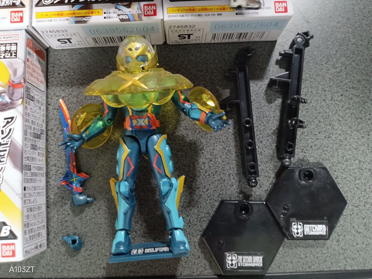 装動 仮面ライダーガッチャード まとめ売り 組み立て済み 装動 仮面ライダーガッチャード まとめ売り 組み立て済み