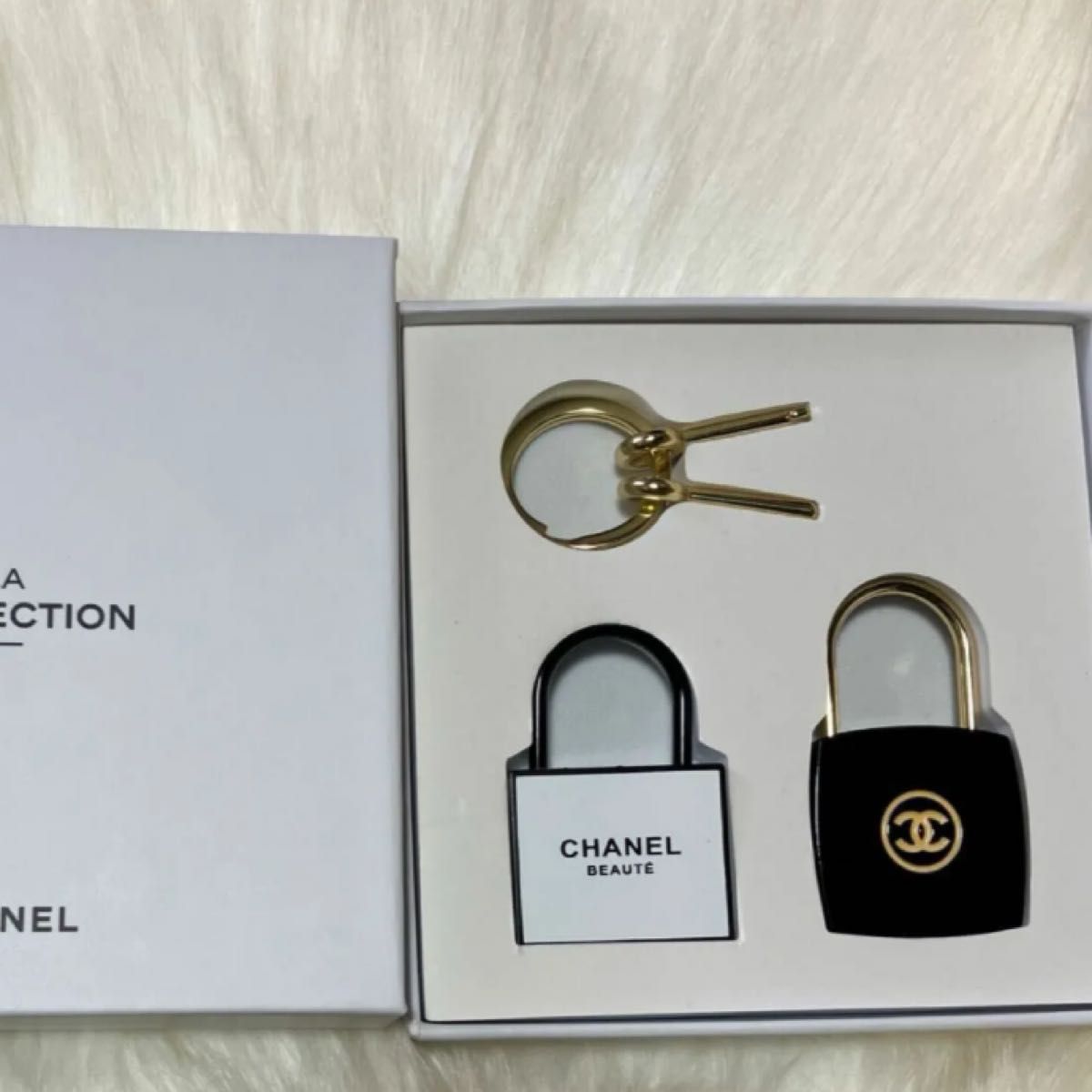 新品【CHANEL】新品・未使用・非売品シャネル ノベルティ ラ 新品【CHANEL】新品・未使用・非売品シャネル ノベルティ ラ