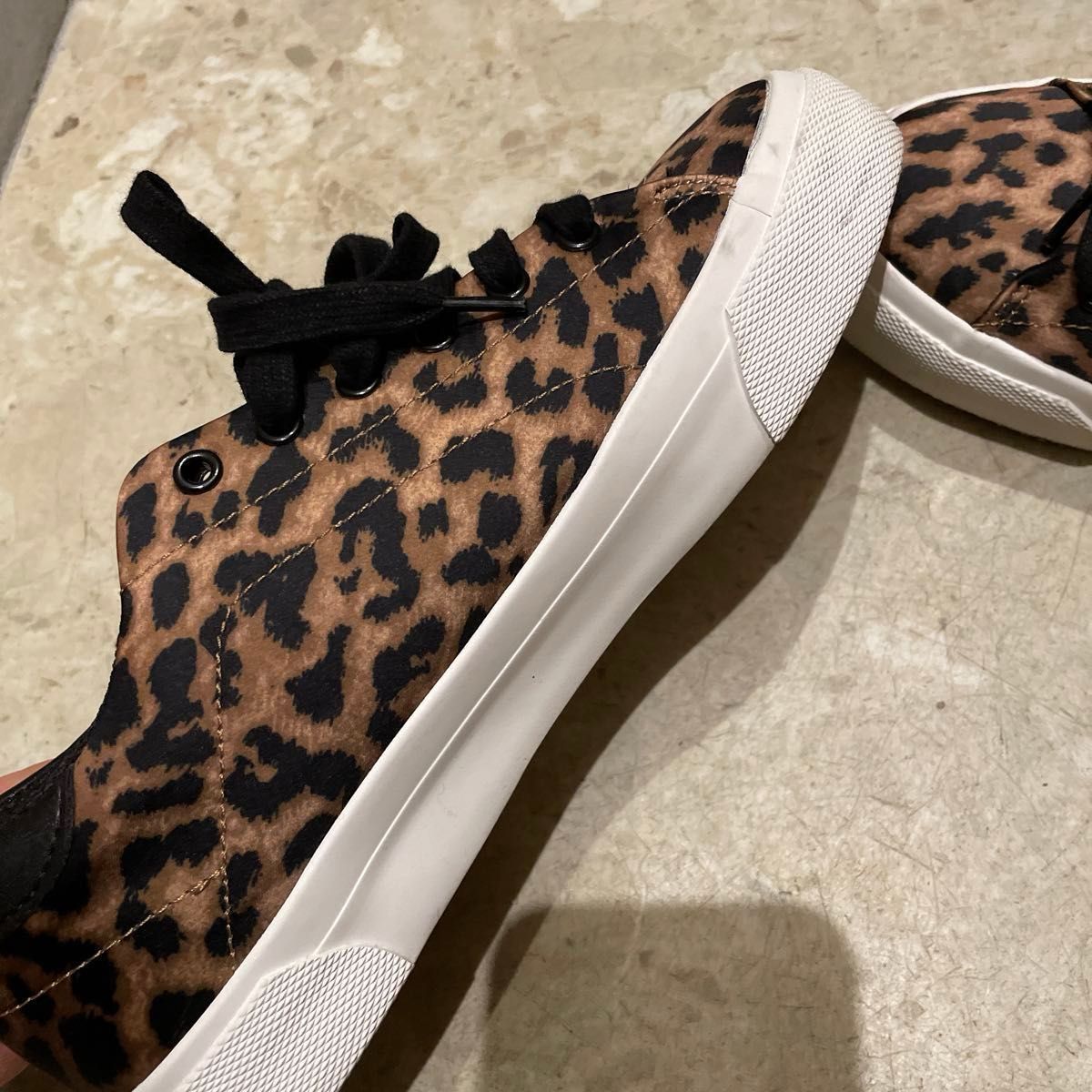 ⭐︎トリーバーチ⭐︎美品レオパード25.5cm ZARA ザラ レオパード スニーカー ヒョウ柄 24 5|Yahoo!フリマ