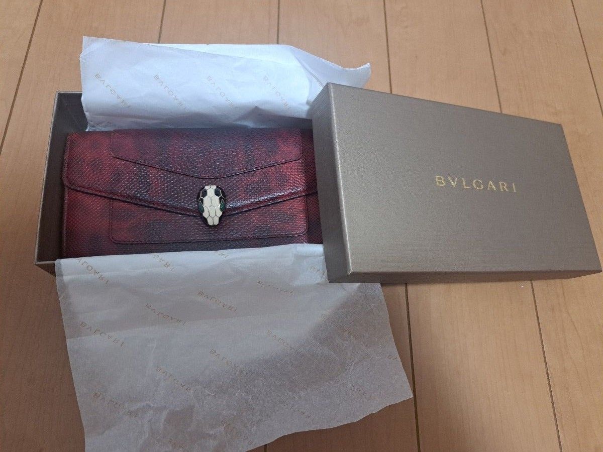 美品 極希少 激レア BVLGARI ブルガリ 長財布 セルペンティ 美品 極希少 激レア BVLGARI ブルガリ 長財布 セルペンティ