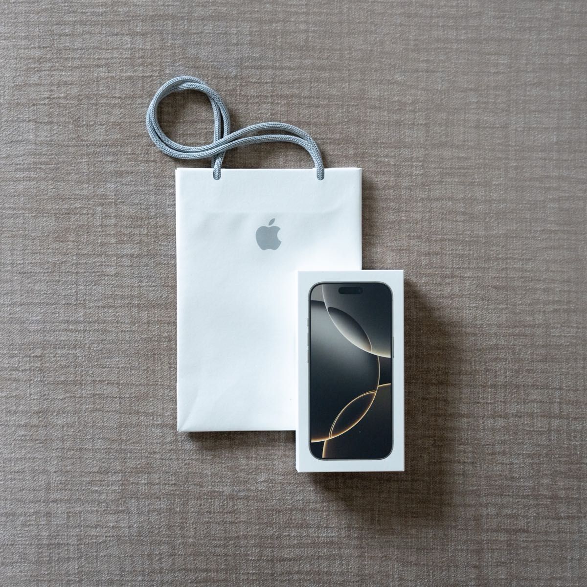 安心の国内発送 香港版 512GB iPhone 16 Pro ナチュラル 安心の国内発送 香港版 512GB iPhone 16 Pro ナチュラル