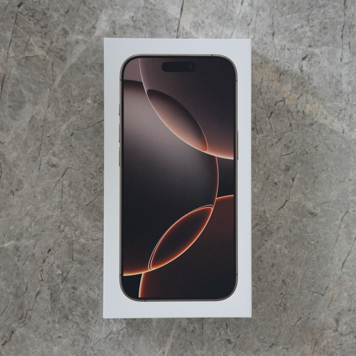 安心の国内発送 香港版 1TB iPhone 16 Pro デザートチタニウム 安心の国内発送 香港版 1TB iPhone 16 Pro デザートチタニウム
