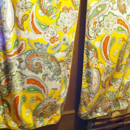 インド綿 ペイズリー柄 暖簾(のれん)YL黄色ベース 85×150cm アジアンエスニックインテリア雑貨