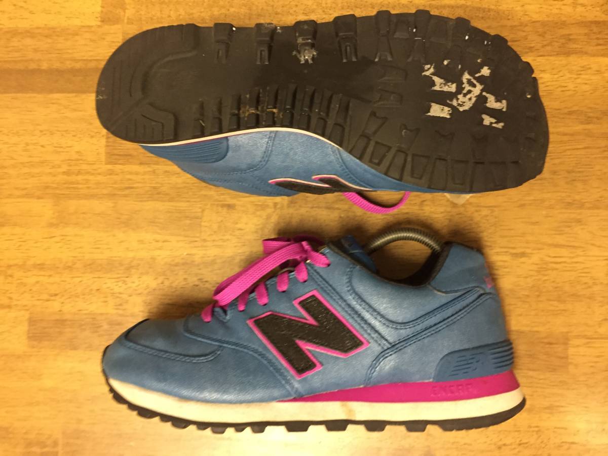 NEW BALANCE WL５７４MBR 青系ラメ ウィメンズ２６．５Ｂ USED ランニング_画像2