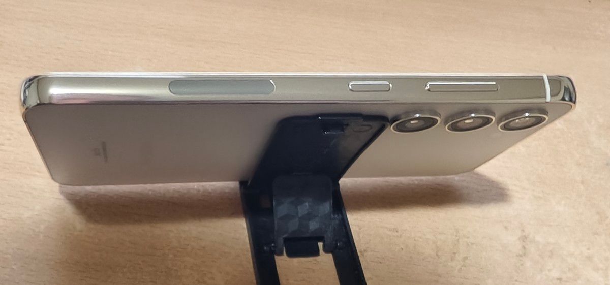 Galaxy S23 SC-51D クリーム SIMフリー 超美品 docomo版|Yahoo Galaxy S23 SC-51D クリーム SIMフリー 超美品 docomo版|Yahoo