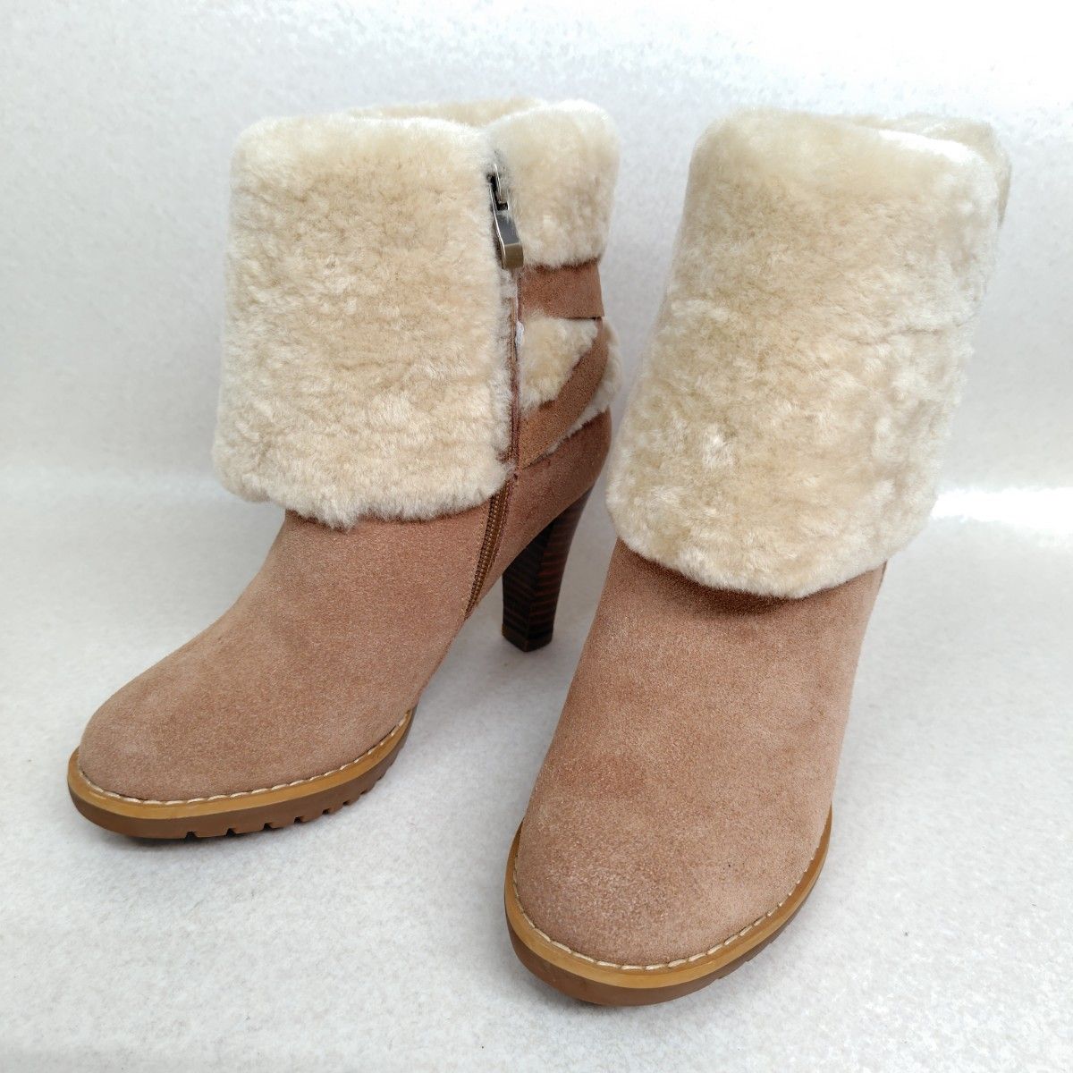 美品 MUBO UGG アグ ムートンブーツ 23 5cm サイドジッパー 美品 MUBO UGG アグ ムートンブーツ 23 5cm サイドジッパー