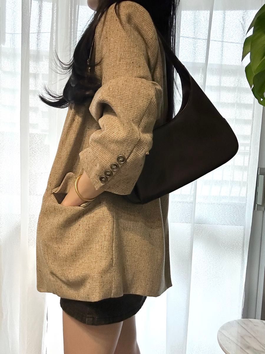 Ferragamo フェラガモ ガンチーニショルダーバッグ ダーク Ferragamo フェラガモ ガンチーニショルダーバッグ ダーク