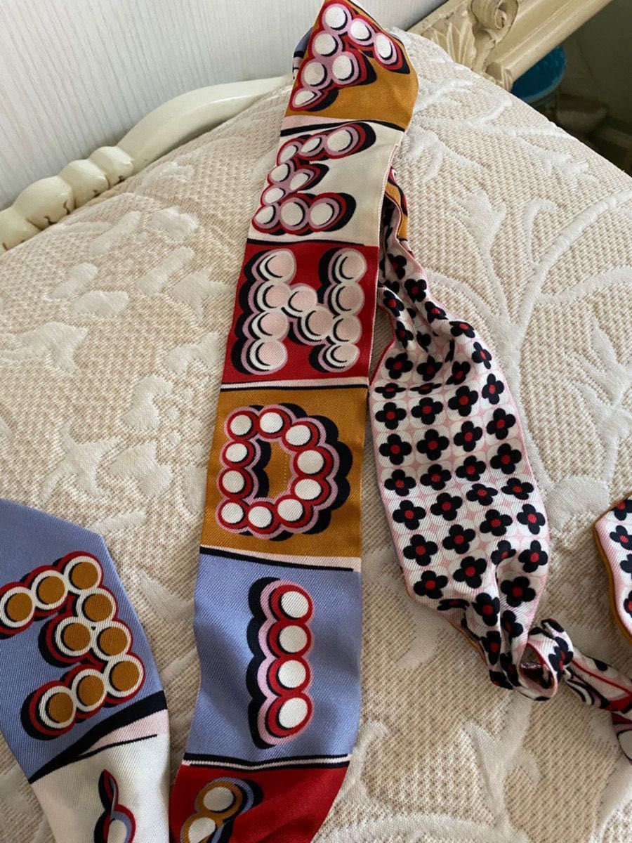 FENDI スカーフ バッグ用スカーフ シルクスカーフ ベージュ 赤 FENDI スカーフ バッグ用スカーフ シルクスカーフ ベージュ 赤