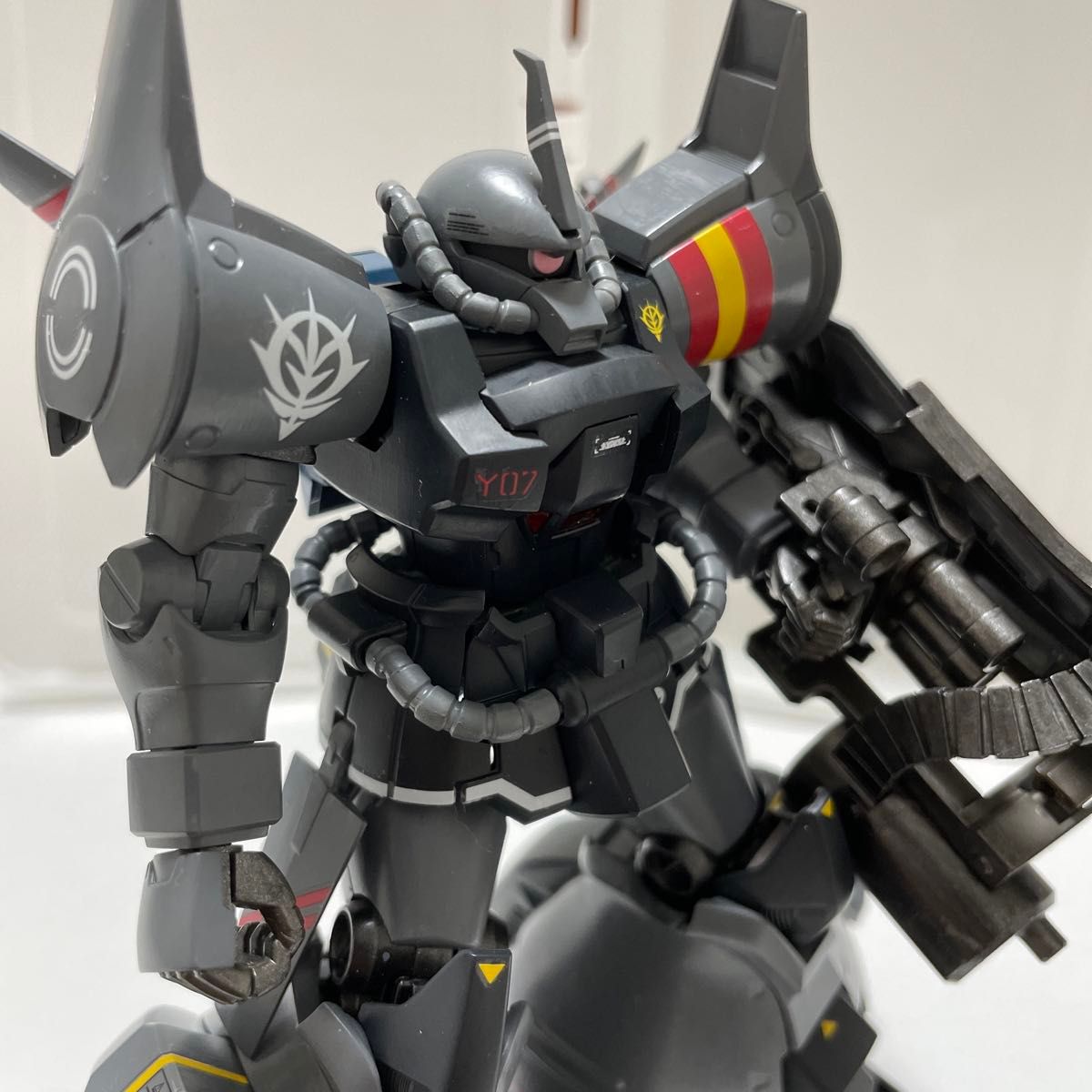 HG グフ フライトタイプ(完成品) ガンプラ 完成品 HGUC 塗装 HG グフ フライトタイプ(完成品) ガンプラ 完成品 HGUC 塗装