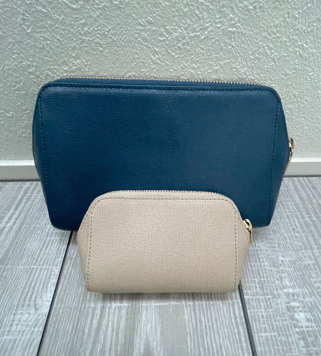 値下げ 未使用 フルラ ポーチ 大小サイズ 2点セット FURLA 値下げ 未使用 フルラ ポーチ 大小サイズ 2点セット FURLA