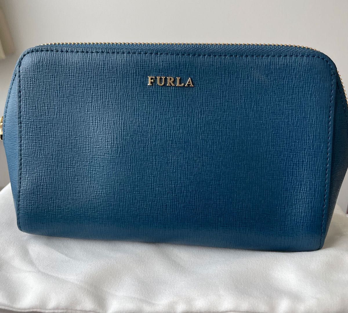 値下げ 未使用 フルラ ポーチ 大小サイズ 2点セット FURLA 値下げ 未使用 フルラ ポーチ 大小サイズ 2点セット FURLA