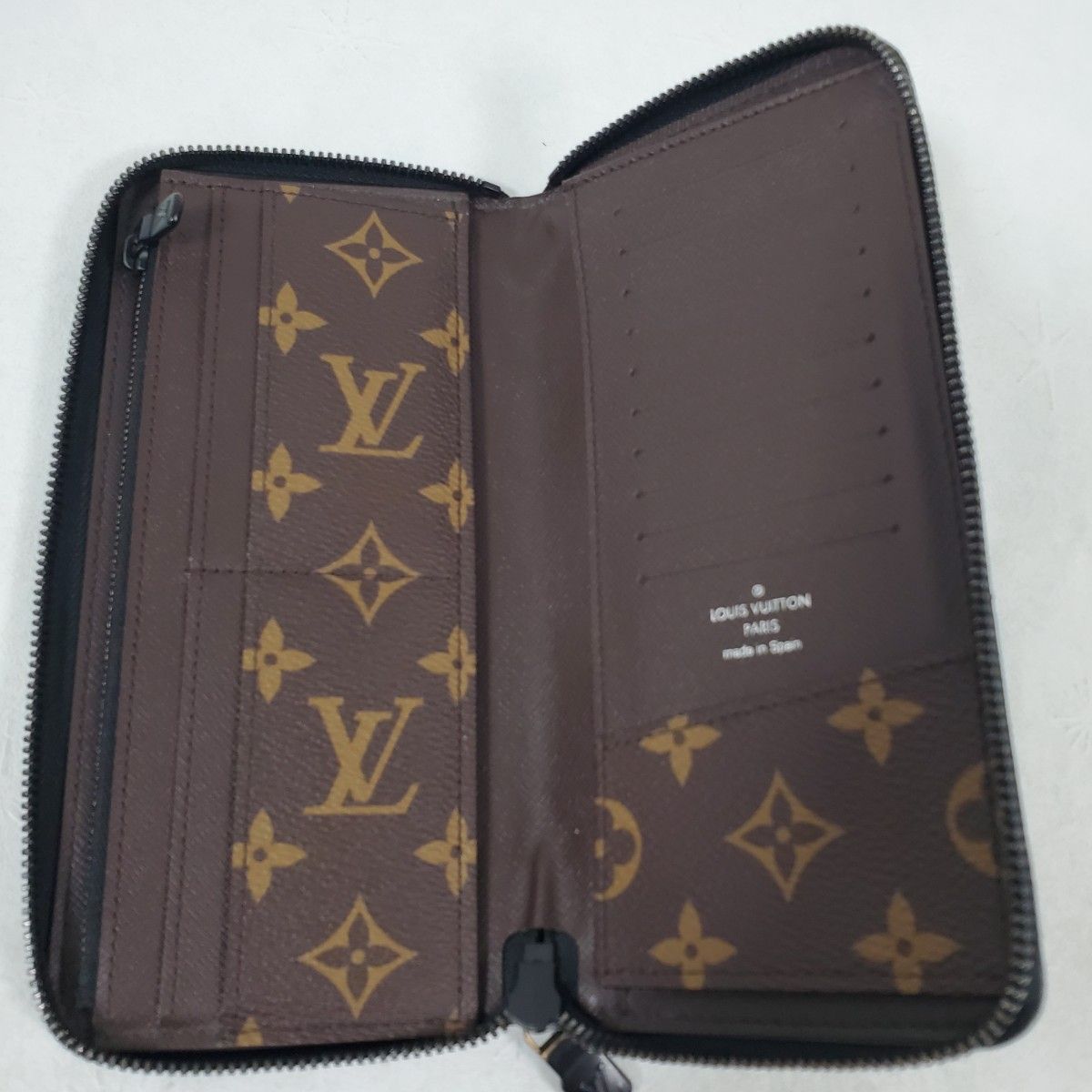 希少 LOUIS VUITTON ジッピーウォレット ヴェルティカル 希少 LOUIS VUITTON ジッピーウォレット ヴェルティカル