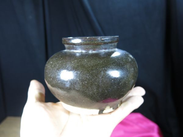 A 黒釉小壺 宋時代 陶器 中国 焼き物