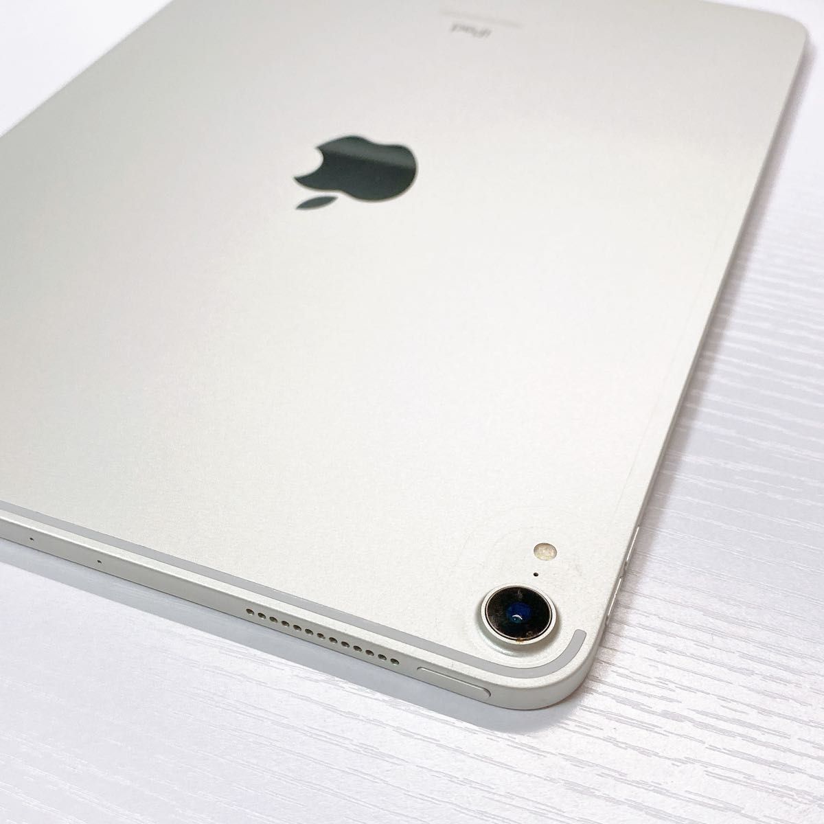 美品】Apple iPad Pro 11インチ 第1世代 Wi-Fi 256GB シルバー 美品】Apple iPad Pro 11インチ 第1世代 Wi-Fi 256GB シルバー