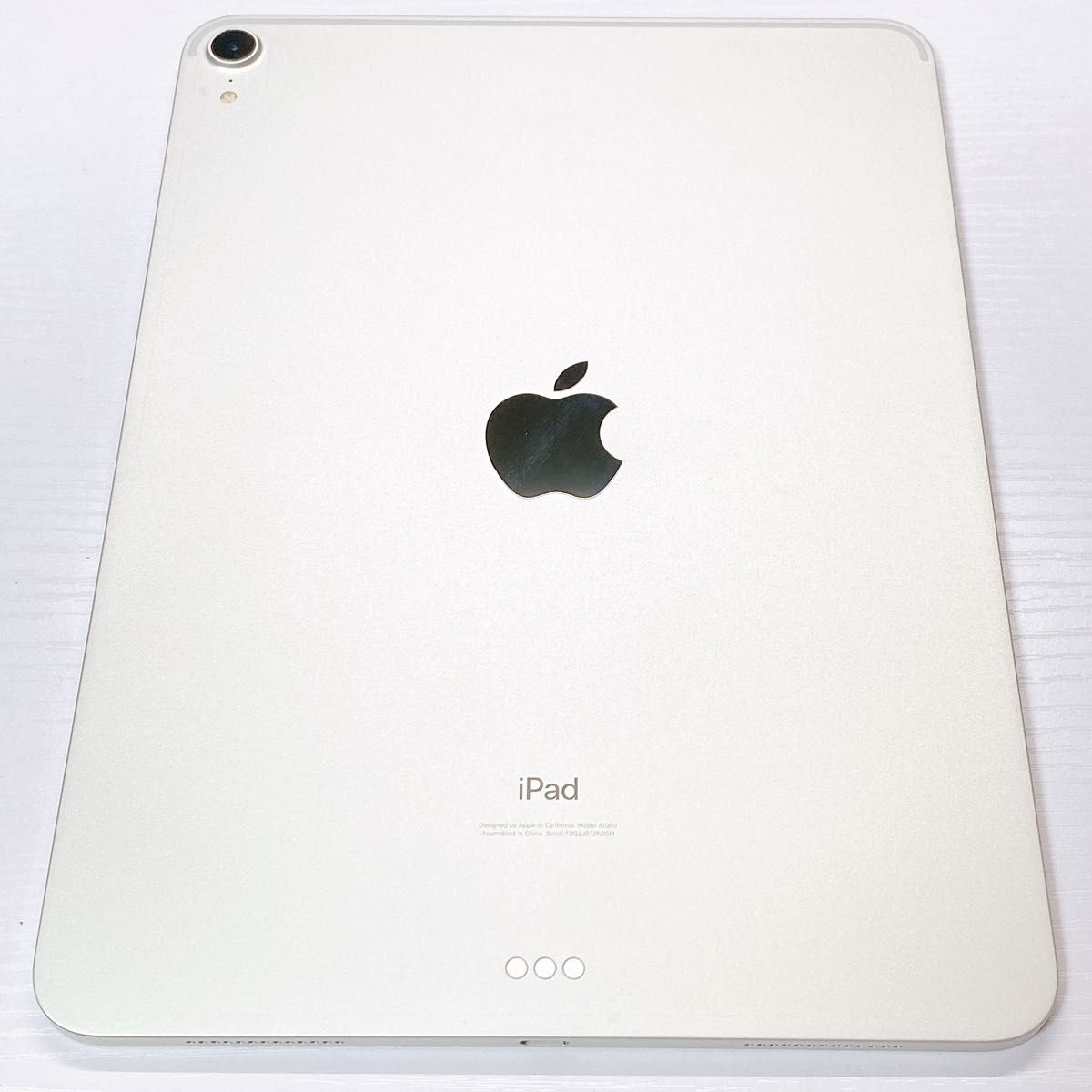 美品】Apple iPad Pro 11インチ 第1世代 Wi-Fi 256GB シルバー 美品】Apple iPad Pro 11インチ 第1世代 Wi-Fi 256GB シルバー