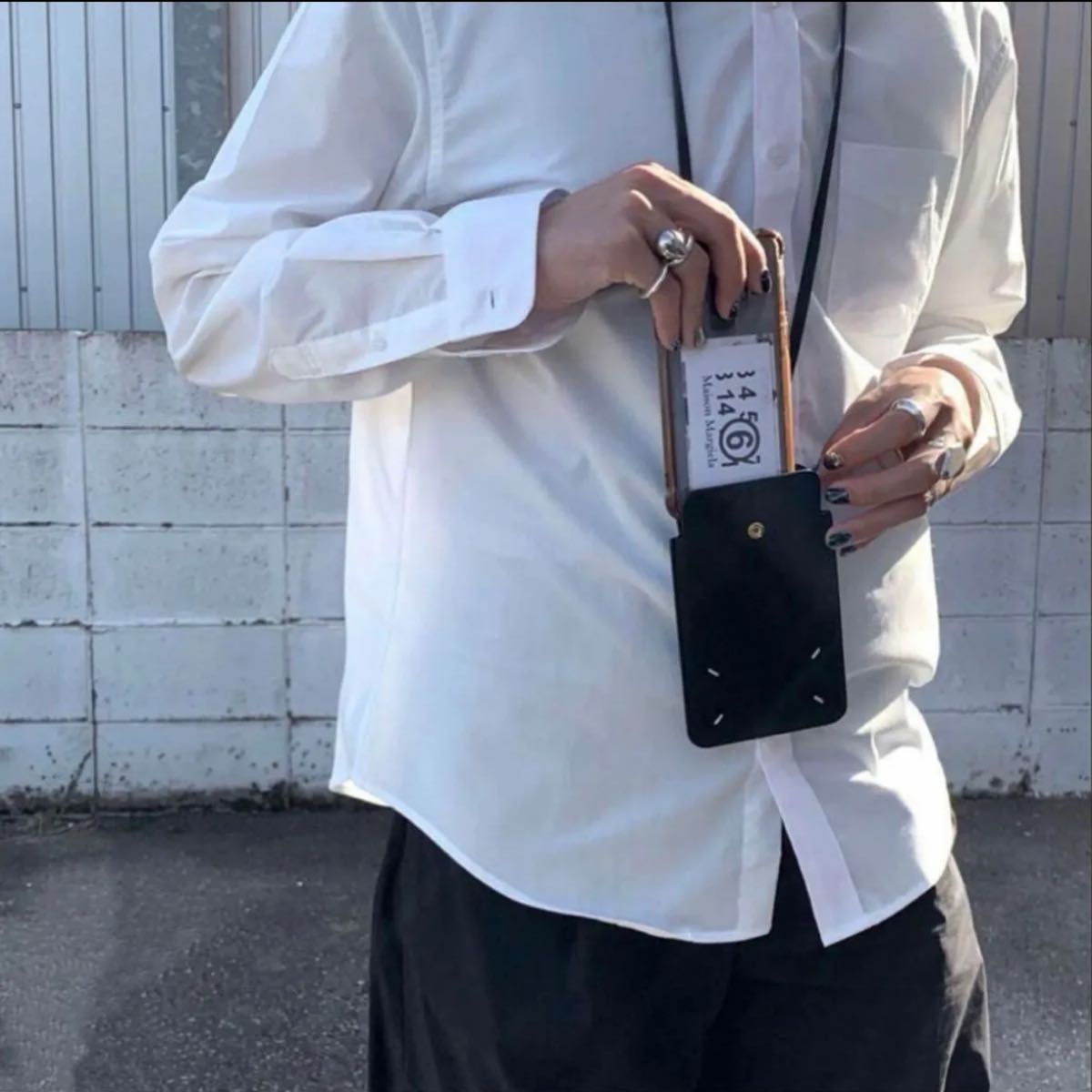 メゾンマルジェラ フォンポーチ スマホケース|Yahoo!フリマ(旧 メゾンマルジェラ フォンポーチ スマホケース|Yahoo!フリマ(旧
