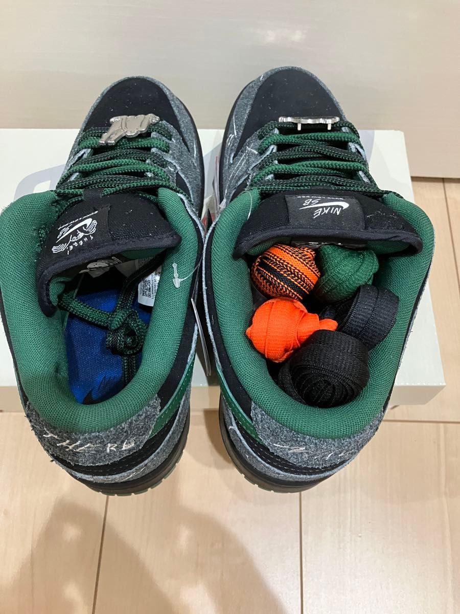 NIKE SB 26 5 ゼアスケートボード × ナイキ SB ダンク ロー プロ NIKE SB 26 5 ゼアスケートボード × ナイキ SB ダンク ロー プロ
