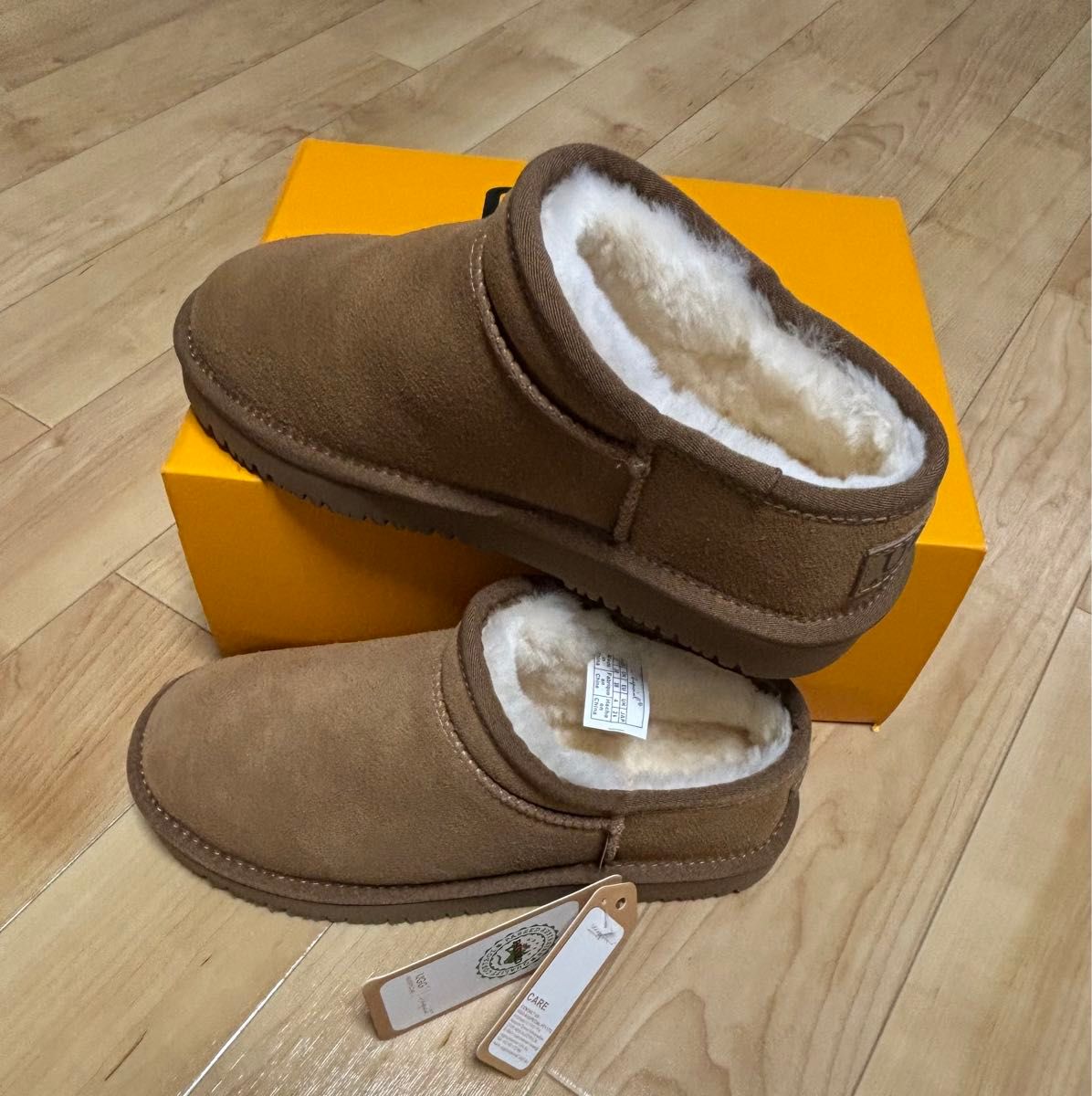 UGG 本革ブーツ 24cm ブラウン - 靴 UGG 本革ブーツ 24cm ブラウン - 靴