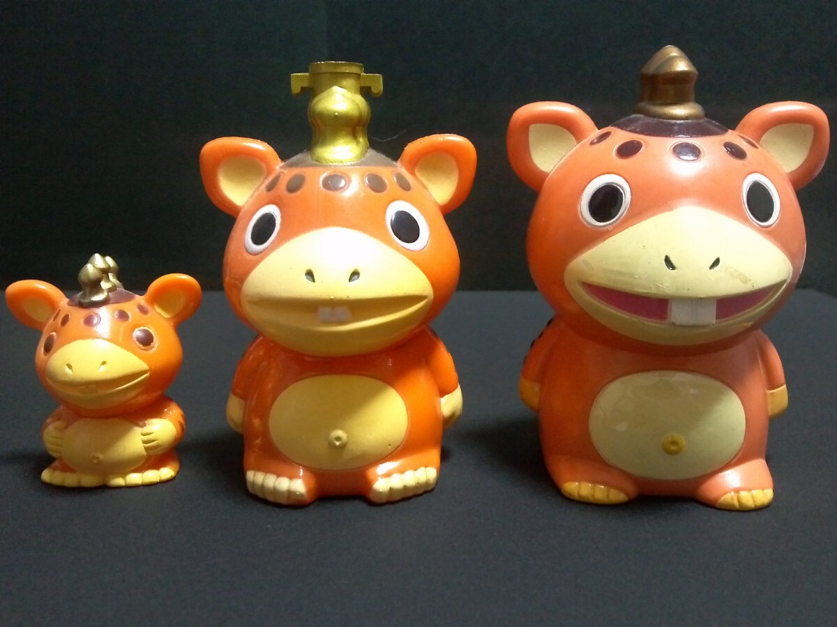 快獣ブースカ 1996.1999. 円谷 快獣ブースカ ソフビ貯金箱 + 快獣ブースカ 1996.1999. 円谷 快獣ブースカ ソフビ貯金箱 +